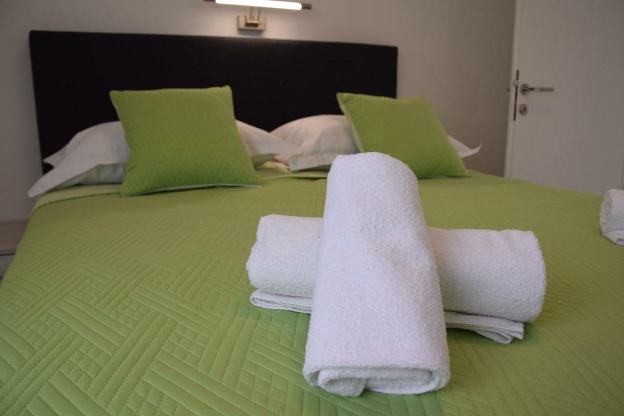Apartman Mili บาชกาโวดา ภายนอก รูปภาพ